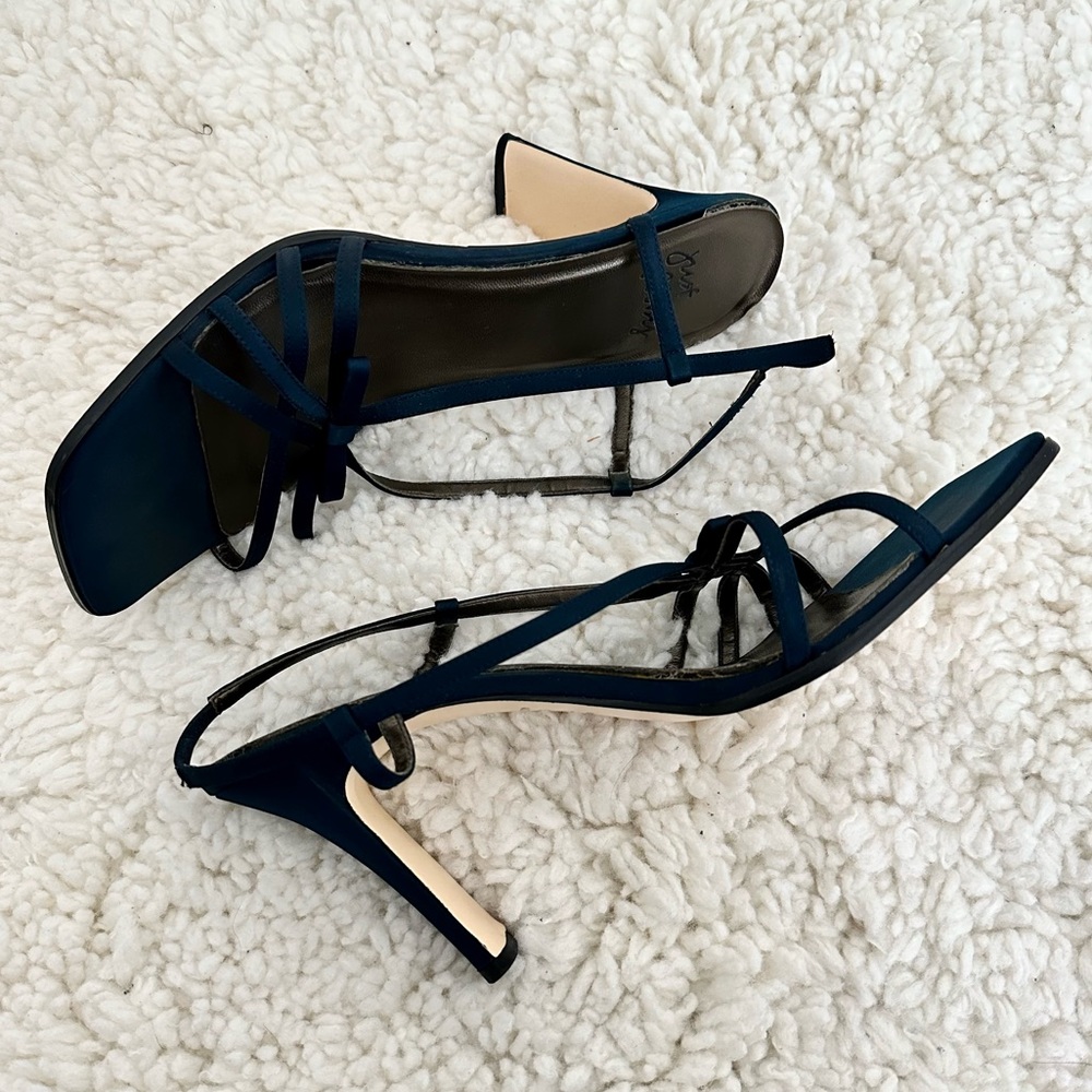 Just Libby Navy Blue Slingback Heel [Size: 10]